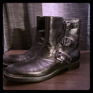 Black motorcycle boots. Size 7.5